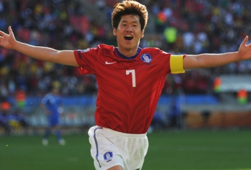 Cựu cầu thủ Man Utd, Park Ji Sung giã từ sự nghiệp thi đấu